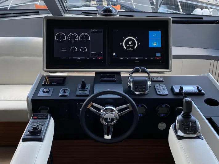 Clb72 Yacht Photos Pics 