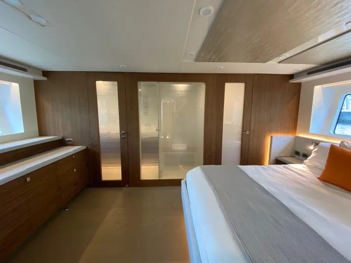 Clb72 Yacht Photos Pics 