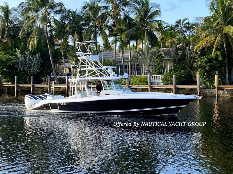 2021 HCB 42 Lujo