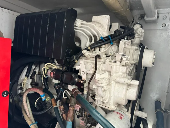 Mrs. Z Yacht Photos Pics 