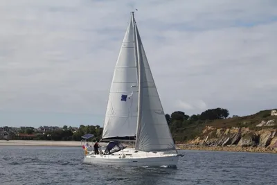 2008 Beneteau Oceanis Clipper 323