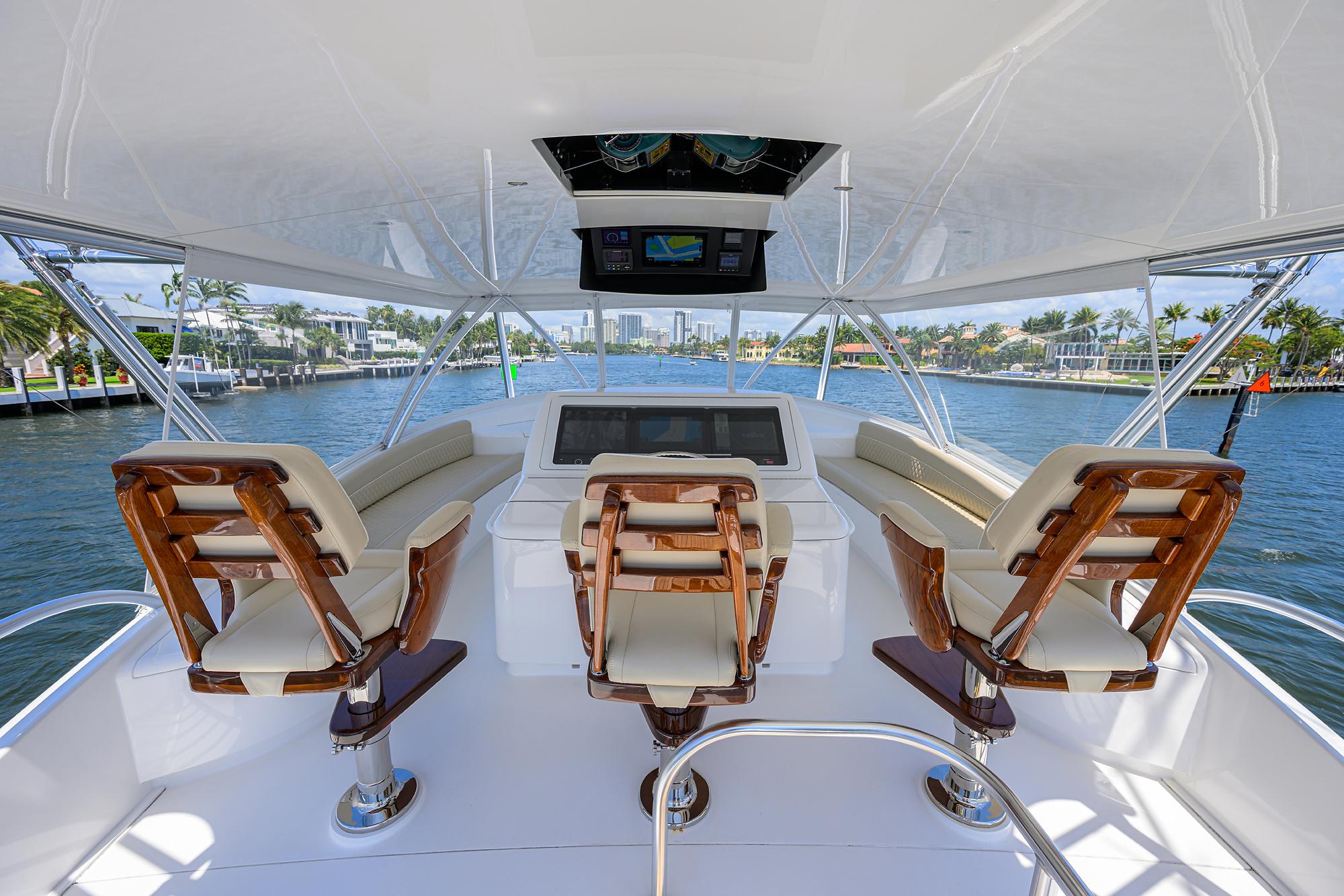 Yacht Photo 31