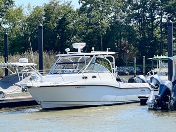 Boston Whaler 305 Conquest