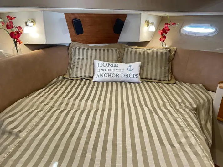 Elaine Hope Yacht Photos Pics 