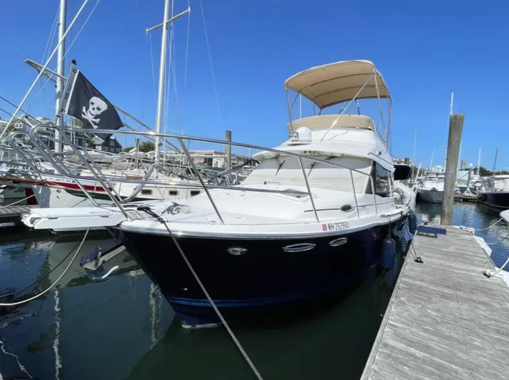 Elaine Hope Yacht Photos Pics 2017 Cutwater C-30 CB boat docked at marina with pirate flag.