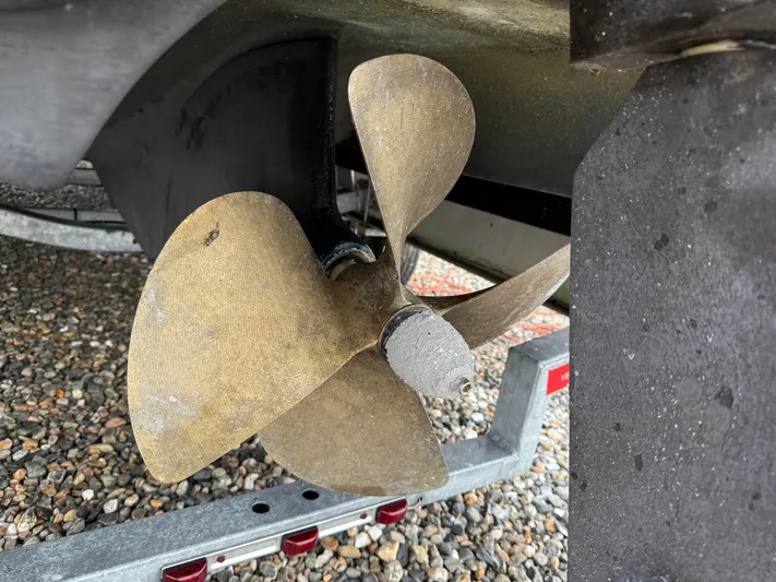 Elaine Hope Yacht Photos Pics 