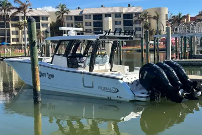 Robalo 360 CC