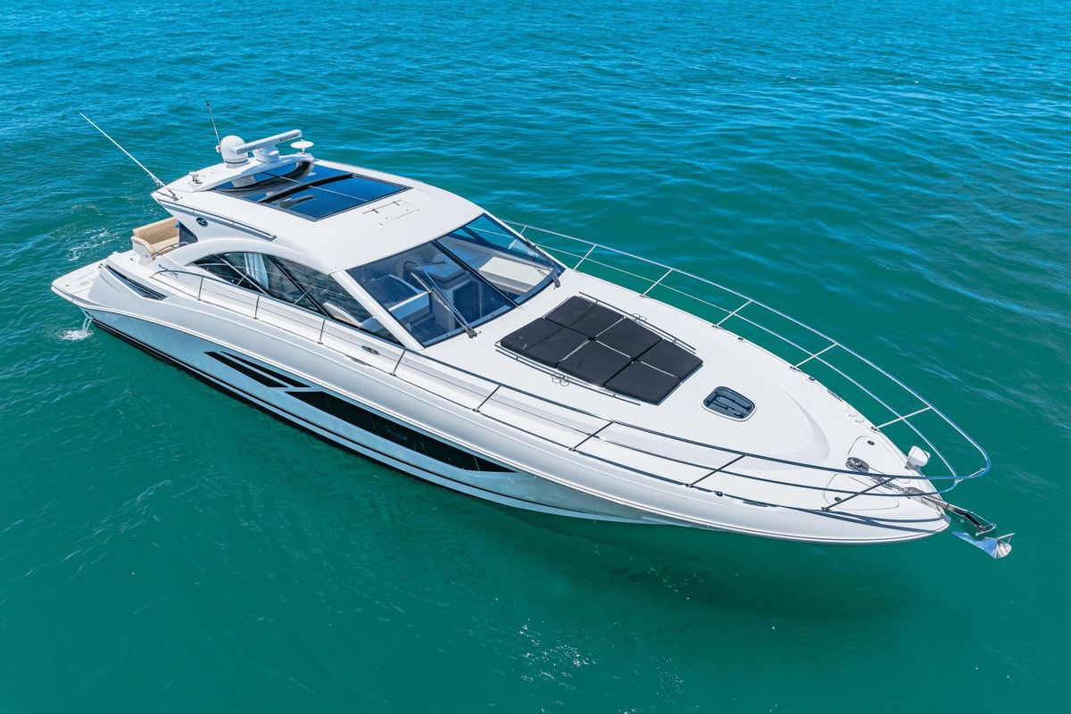 2017 Sea Ray 51 