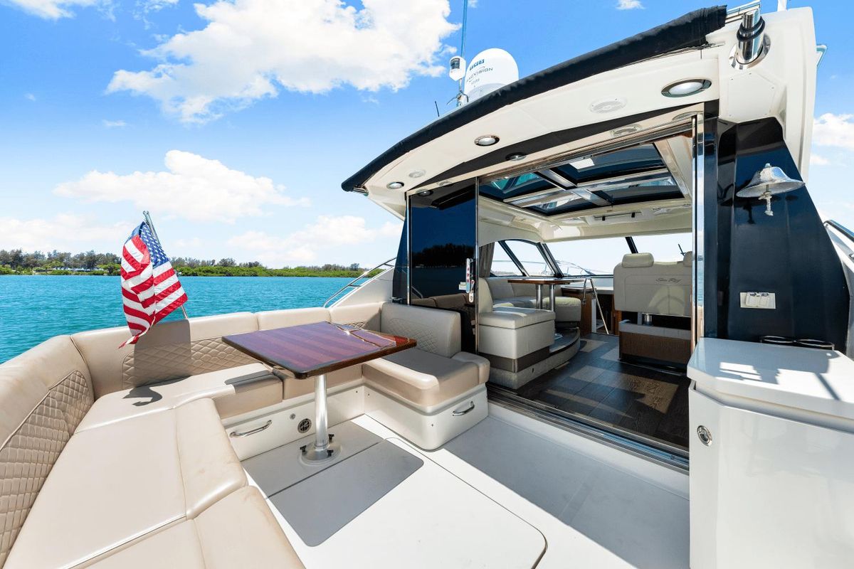 2017 Sea Ray 51 