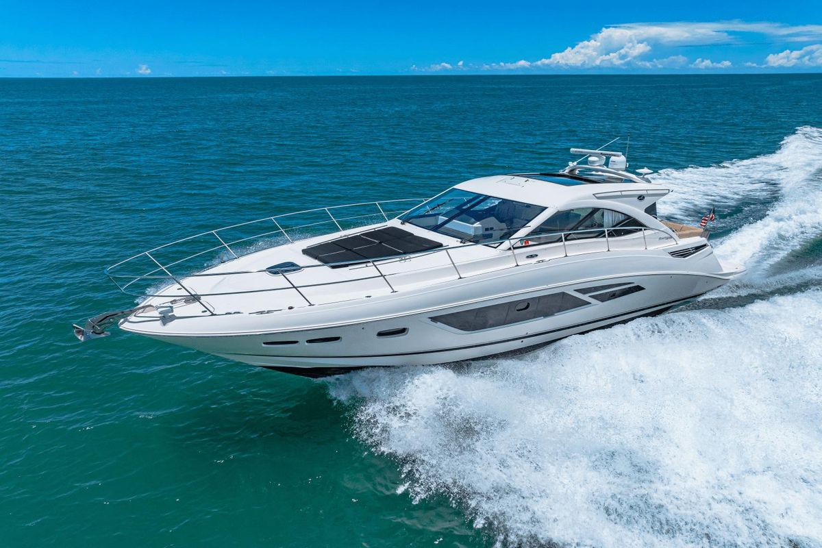 2017 Sea Ray 51 