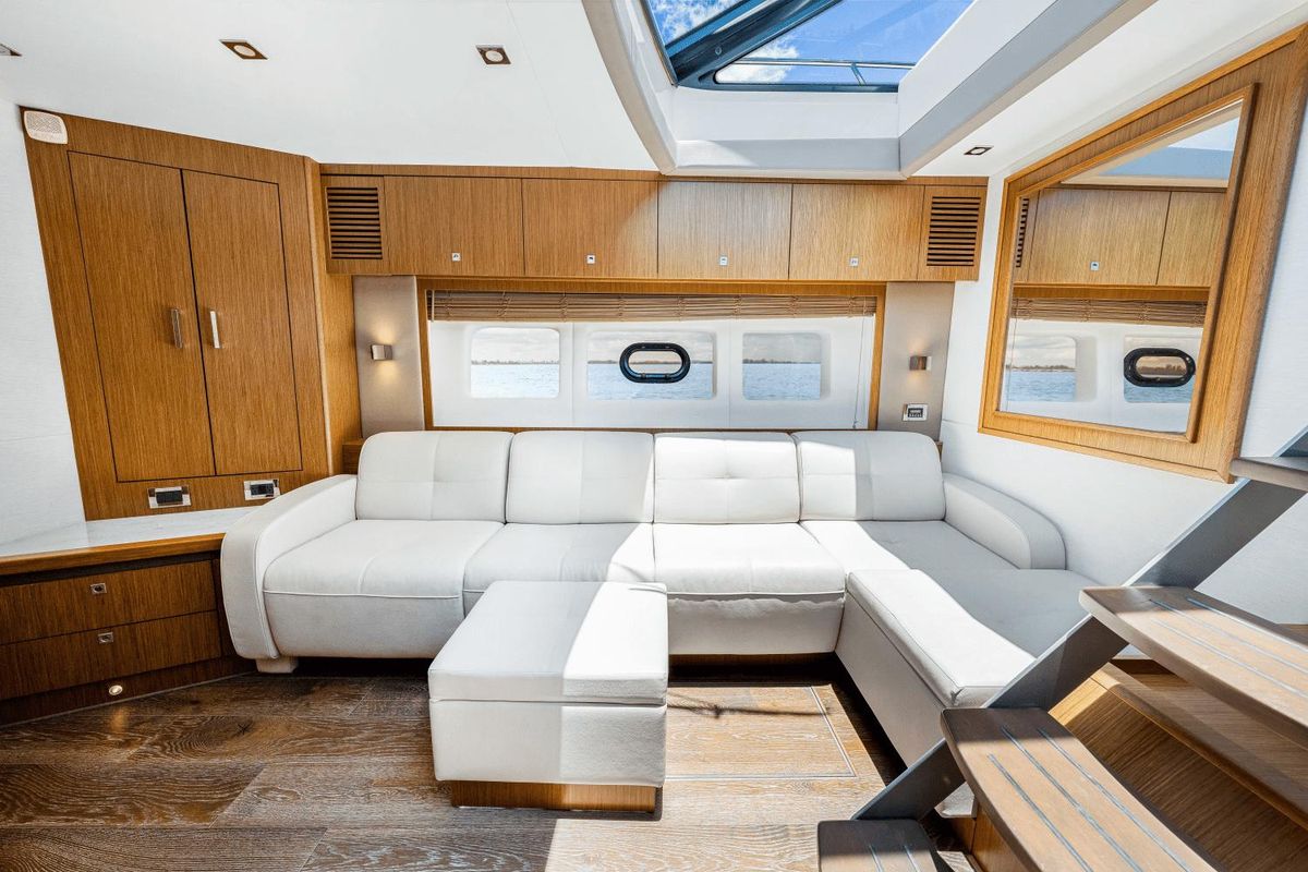 2017 Sea Ray 51 