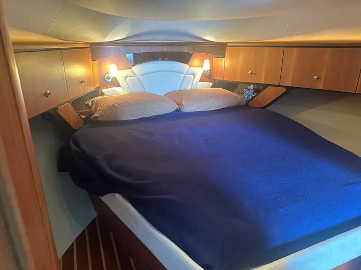 Selladoor (previously "czech Mate") Yacht Photos Pics 