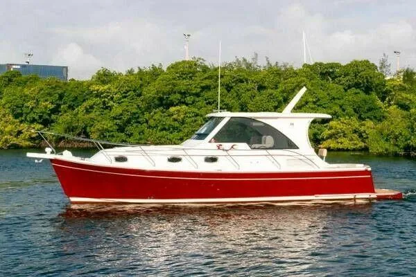 Odin's Bight Yacht Photos Pics 
