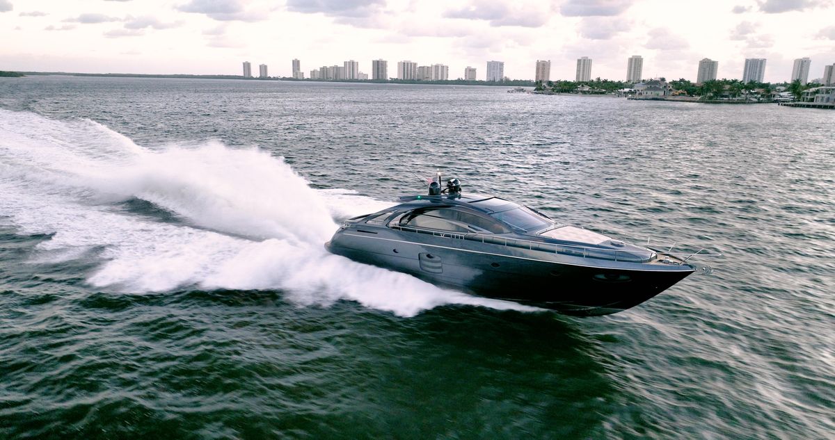 2017 Pershing 70 