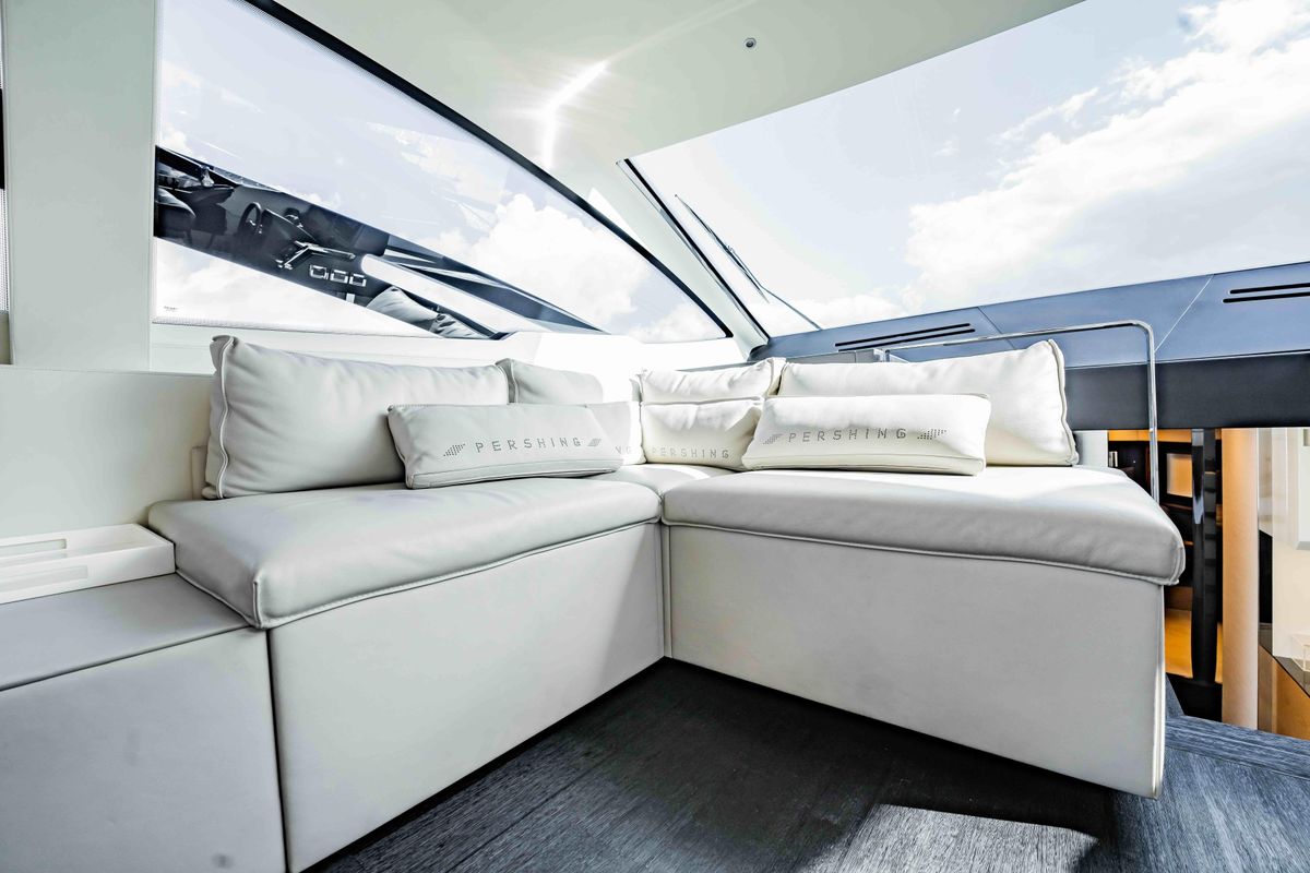 2017 Pershing 70 