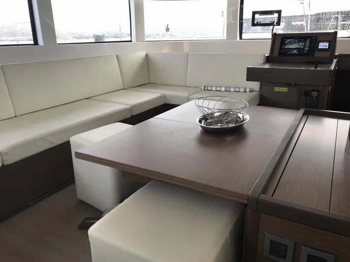  Yacht Photos Pics Lagoon 50