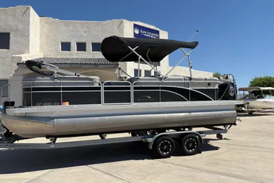 Bennington 24 SLX