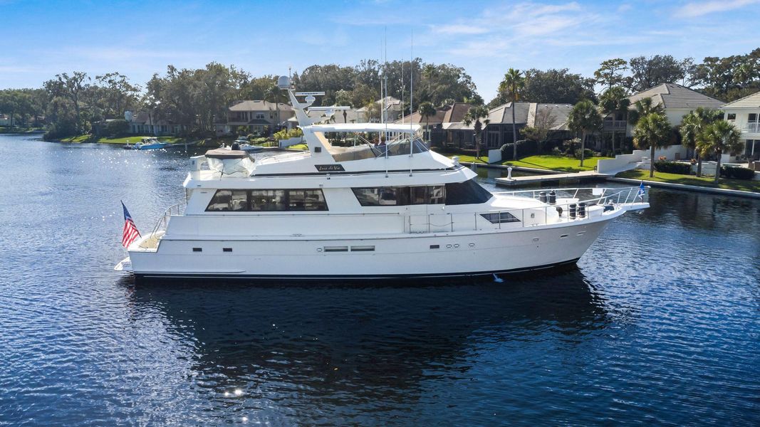 1990 Hatteras 70 Cockpit Motor Yacht