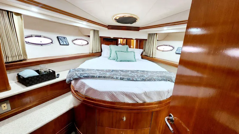 Viva La Vida Yacht Photos Pics 