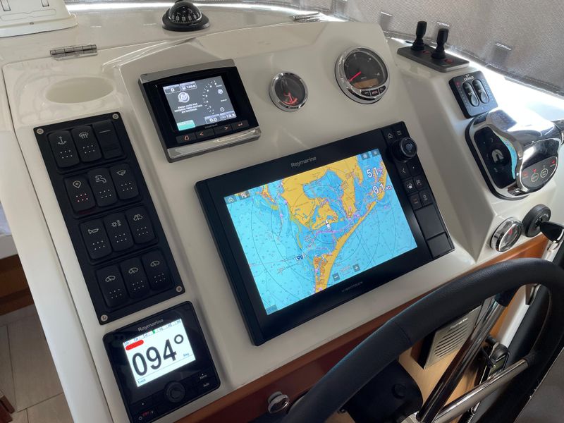 2019 Beneteau Swift Trawler 35