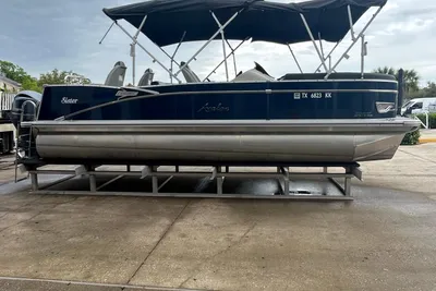 Avalon Catalina - 24'