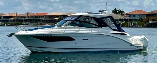 2021 Sea Ray 320 Sundancer