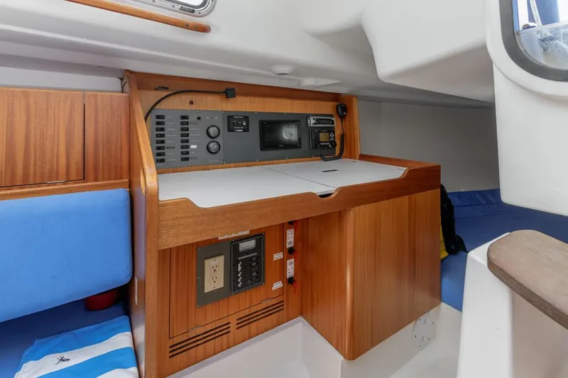 Out Of Reach Yacht Photos Pics 