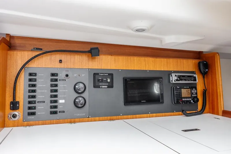 Out Of Reach Yacht Photos Pics 