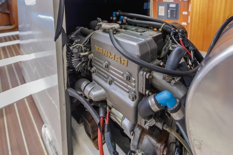 Out Of Reach Yacht Photos Pics 