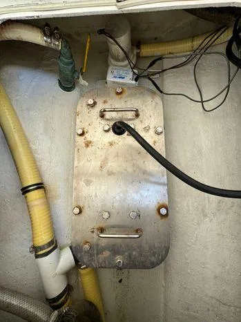 Killin Time II Yacht Photos Pics Bilge area of 2015 Invincible 39 Open Fisherman with hoses and wiring.