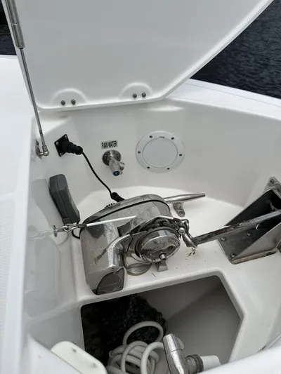 43 Everglades 435 Cc Yacht Photos Pics 2017 Everglades 435 Center Console anchor compartment with winch and storage.