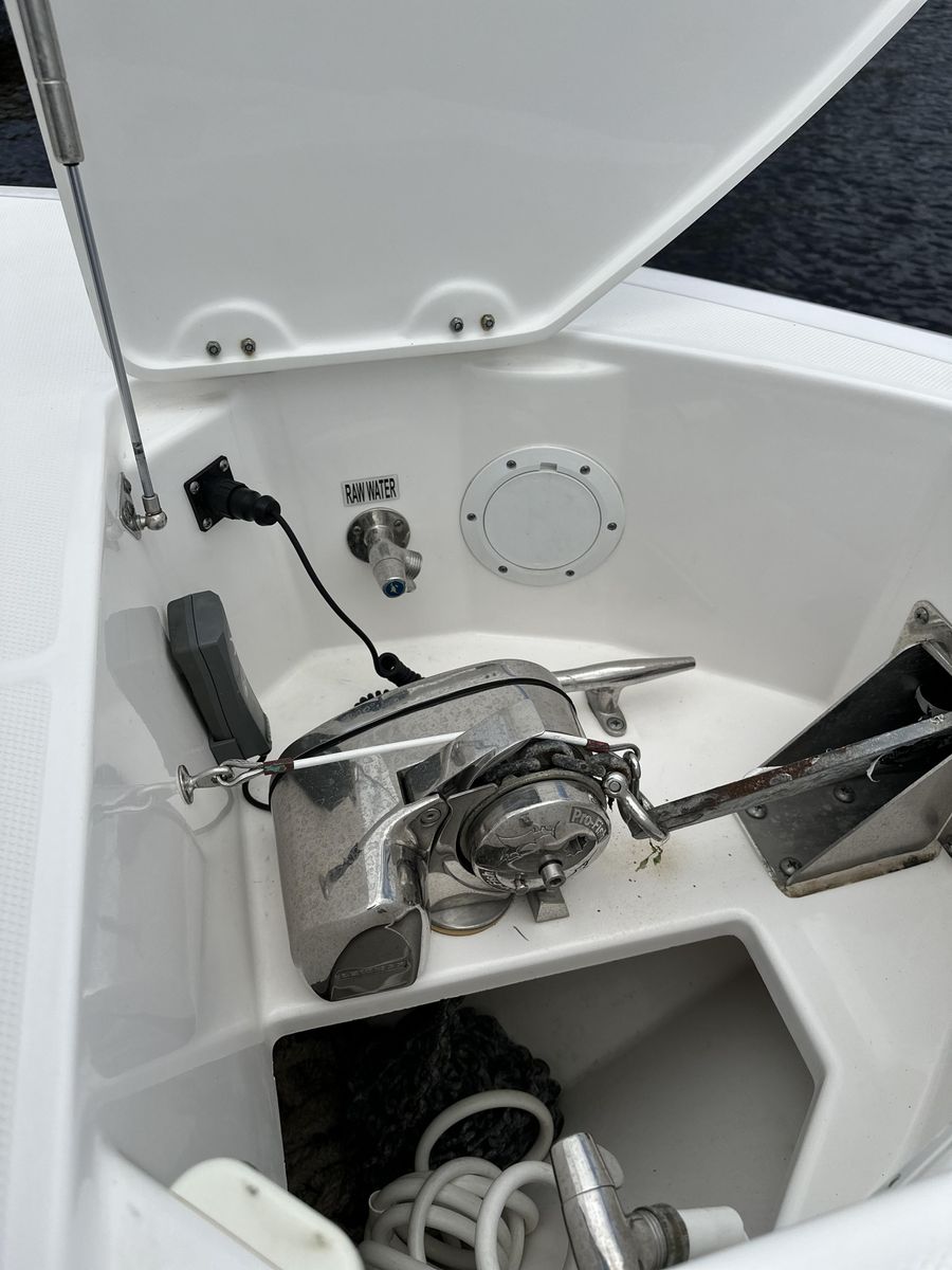 2017 Everglades 43 