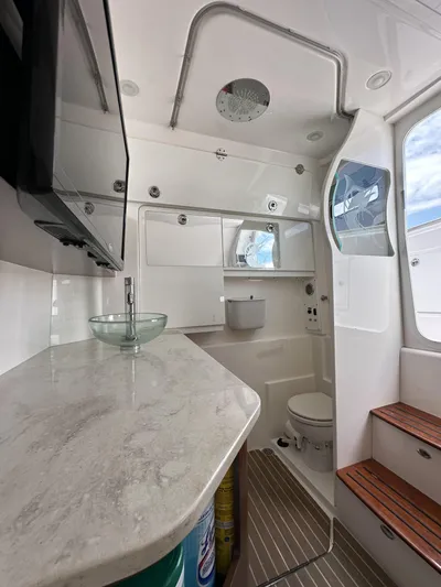 43 Everglades 435 Cc Yacht Photos Pics 