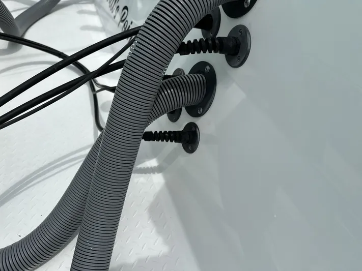 43 Everglades 435 Cc Yacht Photos Pics 