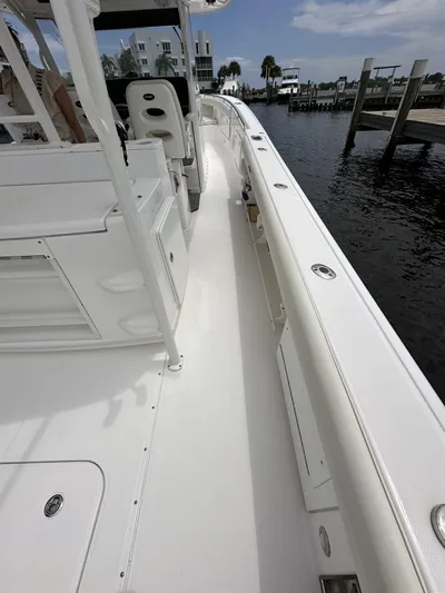 43 Everglades 435 Cc Yacht Photos Pics 