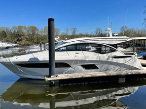 Sea Ray 400 Sundancer