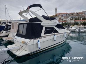 1995 Bayliner 3258 Avanti