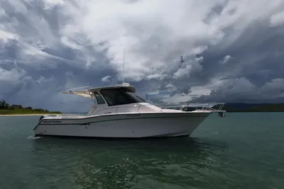 Grady-White Express 330