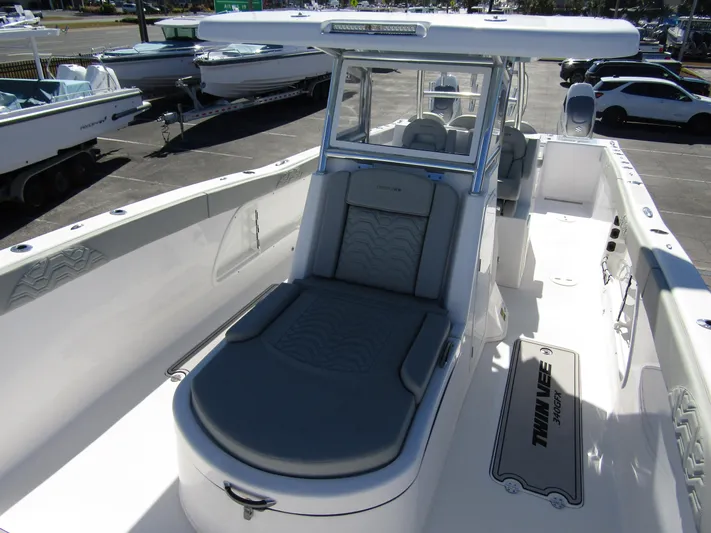  Yacht Photos Pics 2023 Twin Vee 340 GFX CC boat with sleek seating and modern design.