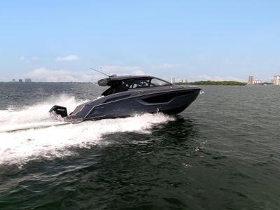 Yacht