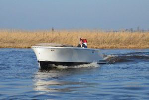 2023 Lifestyle 750 Tender