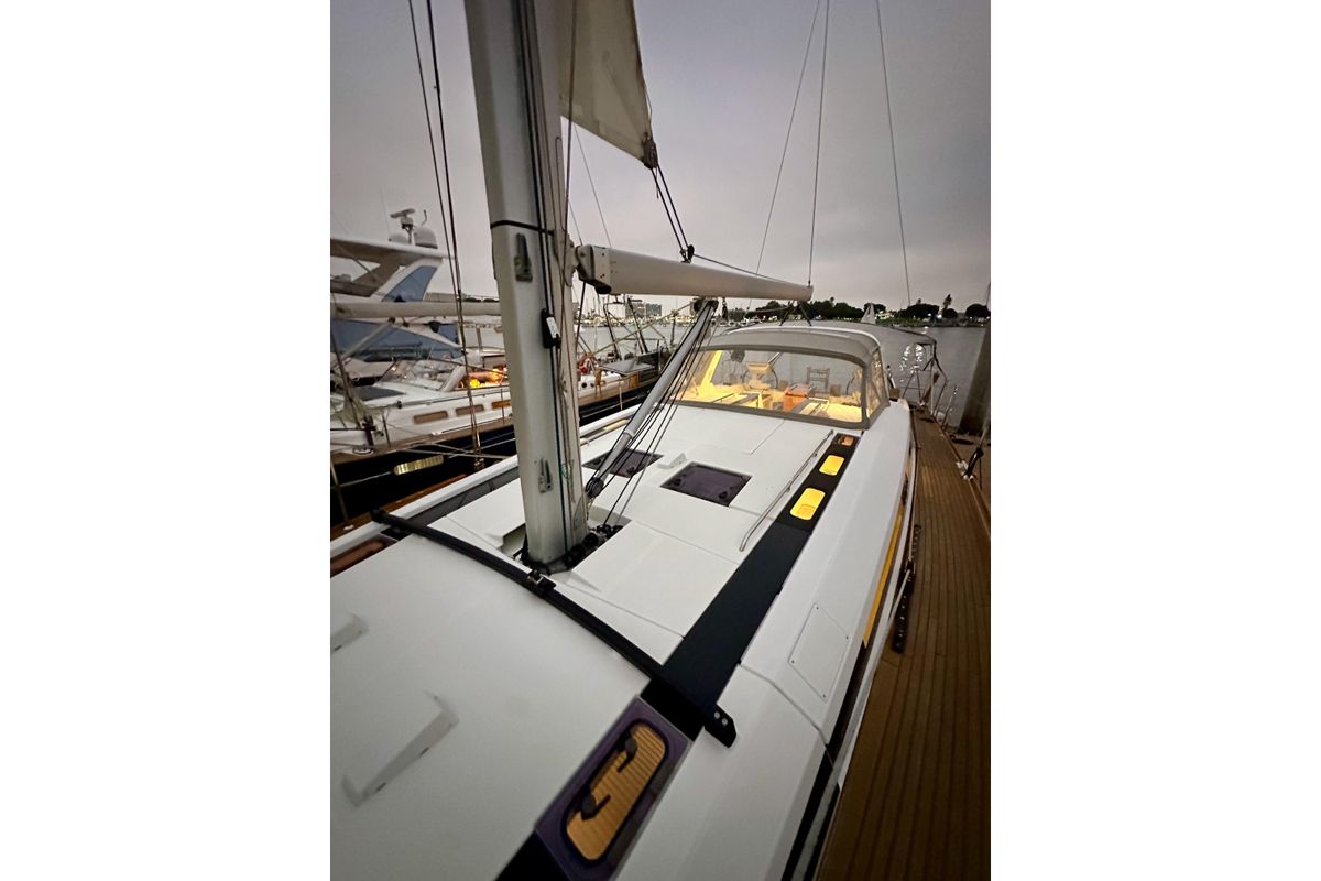 2021 Beneteau 55 