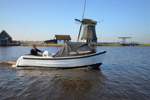 2023 Lifestyle 570 Tender