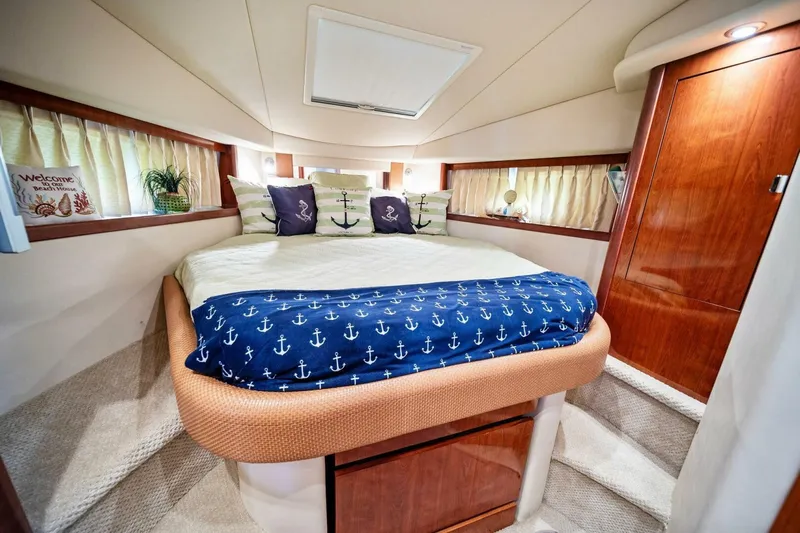 Ty One On Yacht Photos Pics 2006 Sea Ray 38 Sundancer 'Ty One On'