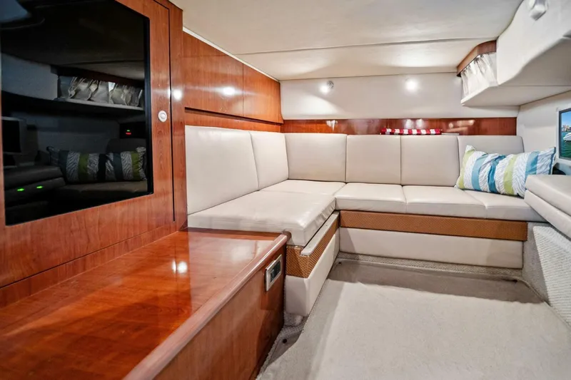 Ty One On Yacht Photos Pics 2006 Sea Ray 38 Sundancer 'Ty One On'