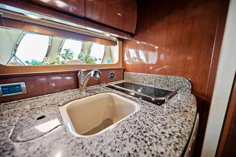 Ty One On Yacht Photos Pics 2006 Sea Ray 38 Sundancer 'Ty One On'