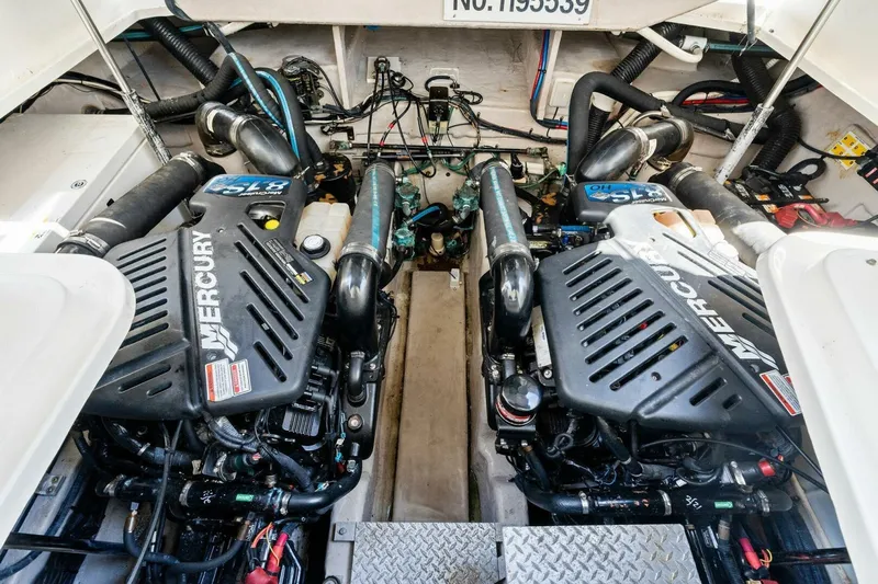 Ty One On Yacht Photos Pics 2006 Sea Ray 38 Sundancer 'Ty One On'