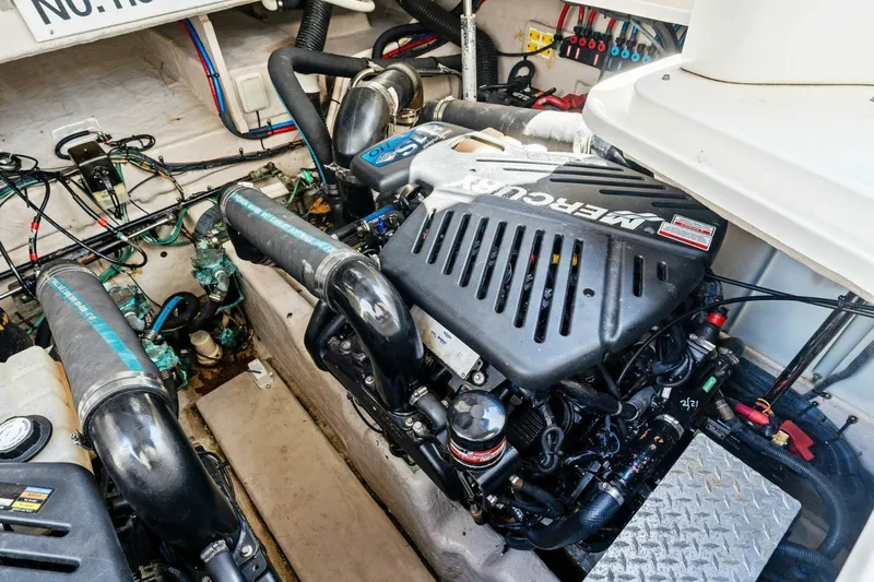 Ty One On Yacht Photos Pics 2006 Sea Ray 38 Sundancer 'Ty One On'