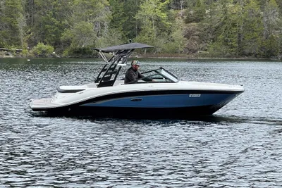 Sea Ray SPX 190