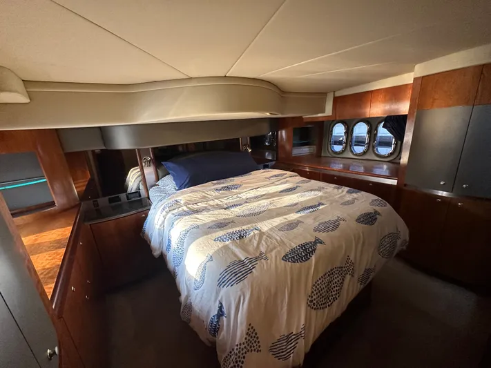 Eia Yacht Photos Pics 